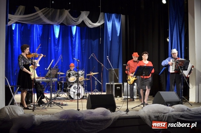 Zdjęcie w galerii na portalu naszraciborz.pl: Muzyczne ostatki w Strzesze  wiadomości z regionu