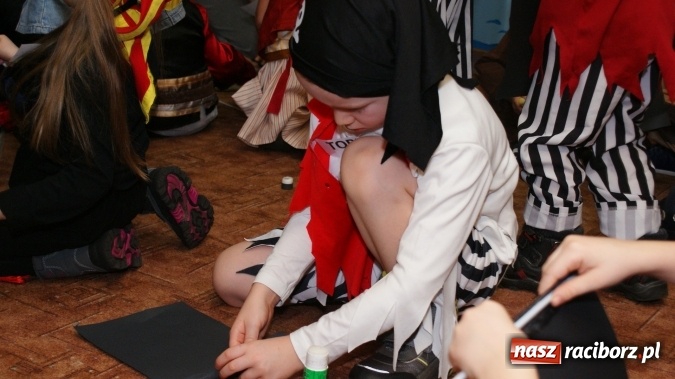 Zdjęcie w galerii na portalu naszraciborz.pl: Ahoj, ku nowej przygodzie, czyli Nocka w bibliotece w Markowicach wiadomości z regionu