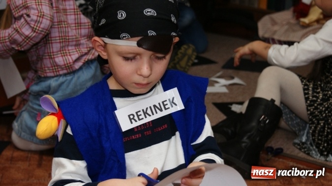 Zdjęcie w galerii na portalu naszraciborz.pl: Ahoj, ku nowej przygodzie, czyli Nocka w bibliotece w Markowicach wiadomości z regionu