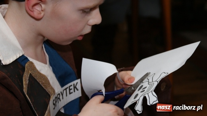 Zdjęcie w galerii na portalu naszraciborz.pl: Ahoj, ku nowej przygodzie, czyli Nocka w bibliotece w Markowicach wiadomości z regionu