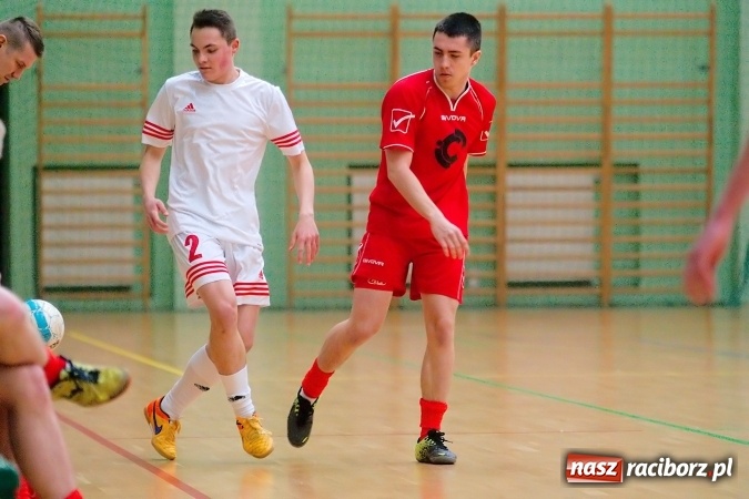 Zdjęcie w galerii na portalu naszraciborz.pl: Dreszczowiec w decydującym starciu. Galactik Football awansował, IC Team musi zadowolić się barażem wiadomości z regionu