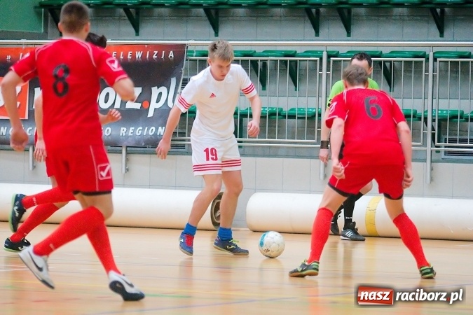 Zdjęcie w galerii na portalu naszraciborz.pl: Dreszczowiec w decydującym starciu. Galactik Football awansował, IC Team musi zadowolić się barażem wiadomości z regionu