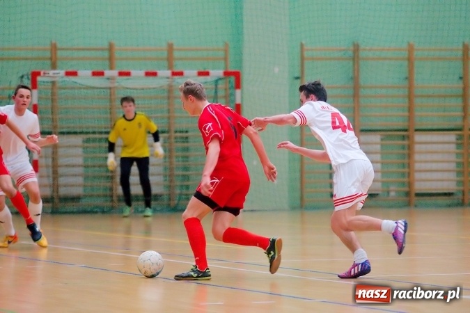 Zdjęcie w galerii na portalu naszraciborz.pl: Dreszczowiec w decydującym starciu. Galactik Football awansował, IC Team musi zadowolić się barażem wiadomości z regionu