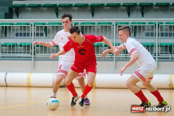 Zdjęcie w galerii na portalu naszraciborz.pl: Dreszczowiec w decydującym starciu. Galactik Football awansował, IC Team musi zadowolić się barażem wiadomości z regionu