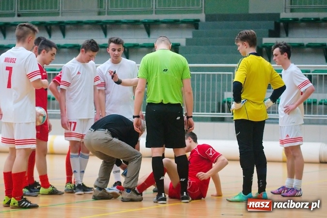 Zdjęcie w galerii na portalu naszraciborz.pl: Dreszczowiec w decydującym starciu. Galactik Football awansował, IC Team musi zadowolić się barażem wiadomości z regionu