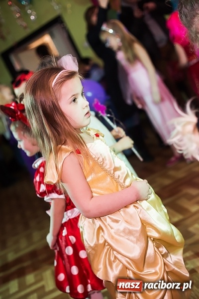 Zdjęcie w galerii na portalu naszraciborz.pl: Bal Karnawałowy w Młodzieżowym Domu Kultury wiadomości z regionu