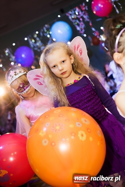 Zdjęcie w galerii na portalu naszraciborz.pl: Bal Karnawałowy w Młodzieżowym Domu Kultury wiadomości z regionu