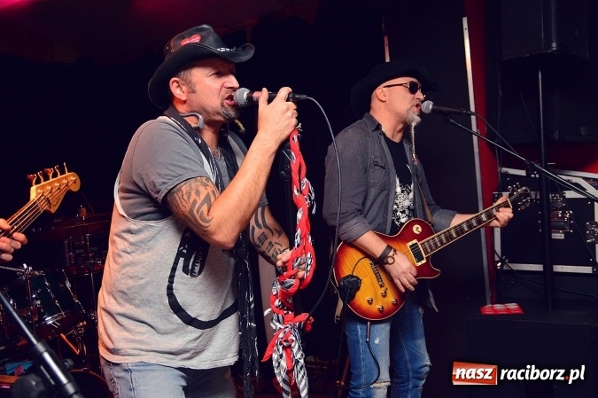 Zdjęcie w galerii na portalu naszraciborz.pl: Koncert zespołu Blend w Pasji w Pietrowicach Wielkich wiadomości z regionu