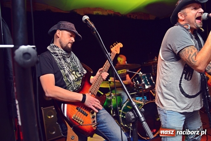 Zdjęcie w galerii na portalu naszraciborz.pl: Koncert zespołu Blend w Pasji w Pietrowicach Wielkich wiadomości z regionu