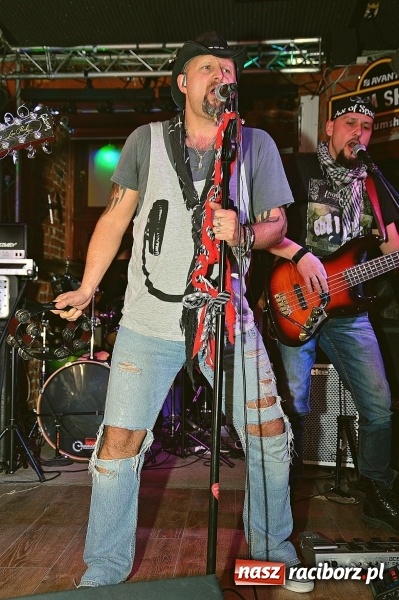 Zdjęcie w galerii na portalu naszraciborz.pl: Koncert zespołu Blend w Pasji w Pietrowicach Wielkich wiadomości z regionu