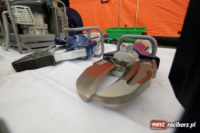 Zdjęcie w galerii na portalu naszraciborz.pl: Zobacz, o jaki sprzęt wzbogacili się raciborscy strażacy w ubiegłym roku  wiadomości z regionu