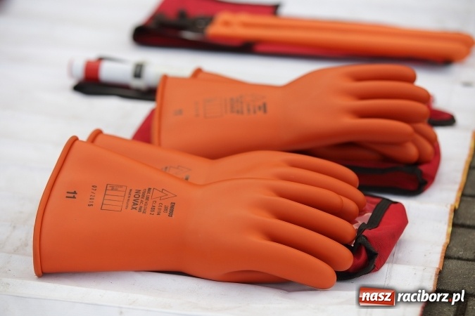 Zdjęcie w galerii na portalu naszraciborz.pl: Zobacz, o jaki sprzęt wzbogacili się raciborscy strażacy w ubiegłym roku  wiadomości z regionu