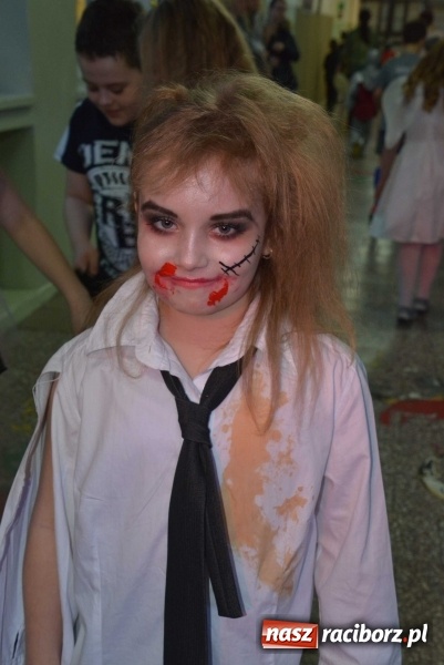 Zdjęcie w galerii na portalu naszraciborz.pl: Wielki bal maskowy w szkole na Ostrogu wiadomości z regionu