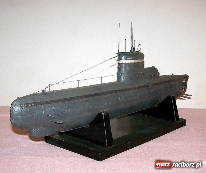 Zdjęcie w galerii na portalu naszraciborz.pl: Modele U-Bootów jeszcze w lutym na zamku  wiadomości z regionu