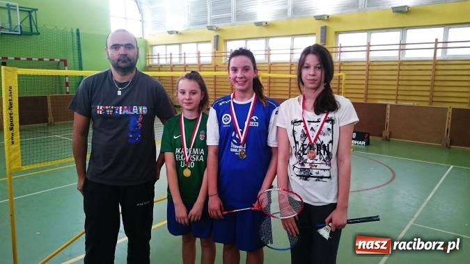 Zdjęcie w galerii na portalu naszraciborz.pl: W Pawłowie rozegrano pierwszy gminny turniej badmintona dziewcząt i chłopców szkół podstawowych wiadomości z regionu