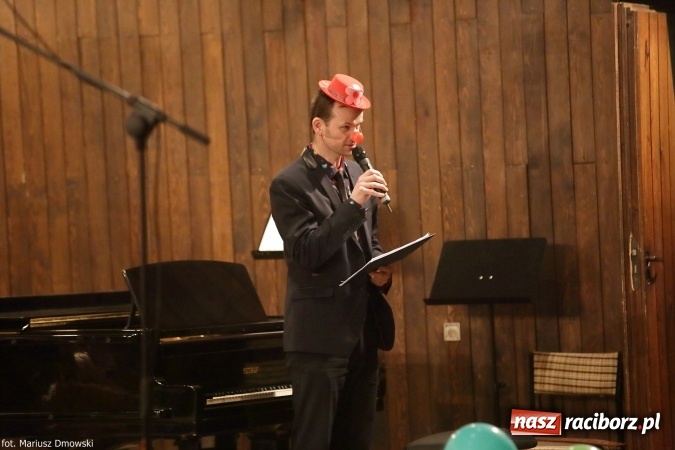 Zdjęcie w galerii na portalu naszraciborz.pl: Zimowy Koncert Karnawałowy w szkole muzycznej wiadomości z regionu