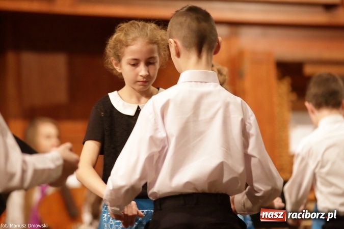Zdjęcie w galerii na portalu naszraciborz.pl: Zimowy Koncert Karnawałowy w szkole muzycznej wiadomości z regionu
