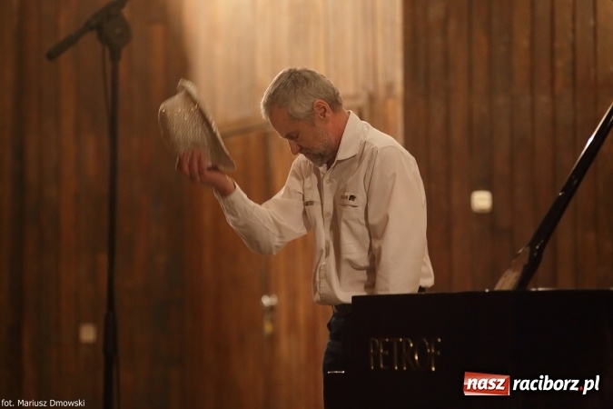 Zdjęcie w galerii na portalu naszraciborz.pl: Zimowy Koncert Karnawałowy w szkole muzycznej wiadomości z regionu