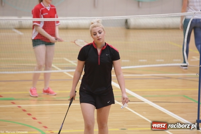 Zdjęcie w galerii na portalu naszraciborz.pl: II Turniej Badmintona Szkół Ponadgimnazjalnych - pierwsze miejsca zagarnięte przez ZSOMS wiadomości z regionu