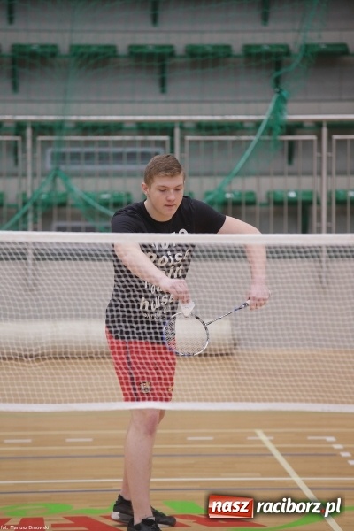 Zdjęcie w galerii na portalu naszraciborz.pl: II Turniej Badmintona Szkół Ponadgimnazjalnych - pierwsze miejsca zagarnięte przez ZSOMS wiadomości z regionu