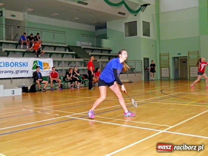 Zdjęcie w galerii na portalu naszraciborz.pl: II Turniej Badmintona Szkół Ponadgimnazjalnych - pierwsze miejsca zagarnięte przez ZSOMS wiadomości z regionu