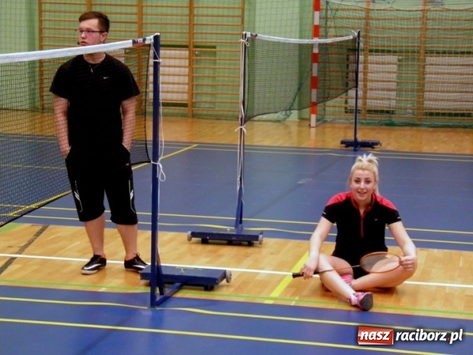 Zdjęcie w galerii na portalu naszraciborz.pl: II Turniej Badmintona Szkół Ponadgimnazjalnych - pierwsze miejsca zagarnięte przez ZSOMS wiadomości z regionu