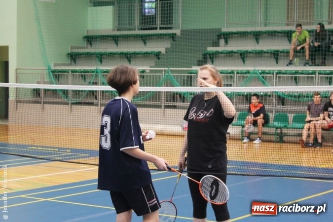 Zdjęcie w galerii na portalu naszraciborz.pl: II Turniej Badmintona Szkół Ponadgimnazjalnych - pierwsze miejsca zagarnięte przez ZSOMS wiadomości z regionu