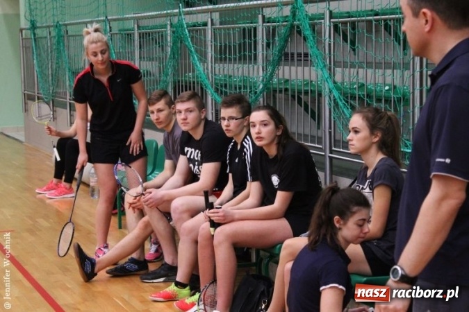 Zdjęcie w galerii na portalu naszraciborz.pl: II Turniej Badmintona Szkół Ponadgimnazjalnych - pierwsze miejsca zagarnięte przez ZSOMS wiadomości z regionu