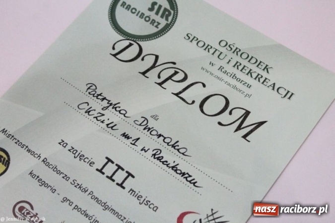 Zdjęcie w galerii na portalu naszraciborz.pl: II Turniej Badmintona Szkół Ponadgimnazjalnych - pierwsze miejsca zagarnięte przez ZSOMS wiadomości z regionu