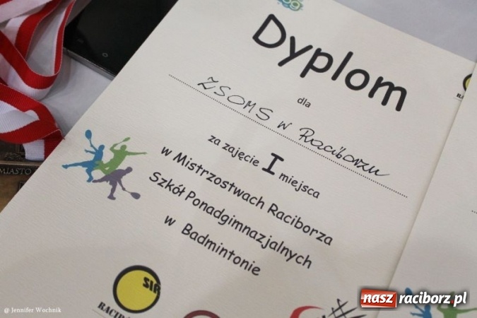 Zdjęcie w galerii na portalu naszraciborz.pl: II Turniej Badmintona Szkół Ponadgimnazjalnych - pierwsze miejsca zagarnięte przez ZSOMS wiadomości z regionu