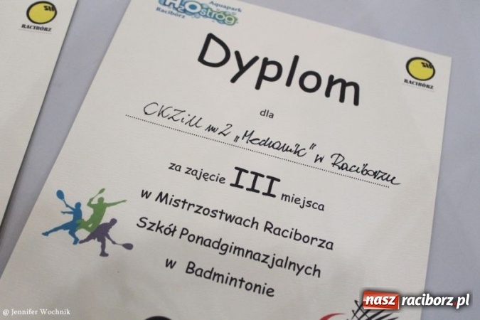 Zdjęcie w galerii na portalu naszraciborz.pl: II Turniej Badmintona Szkół Ponadgimnazjalnych - pierwsze miejsca zagarnięte przez ZSOMS wiadomości z regionu