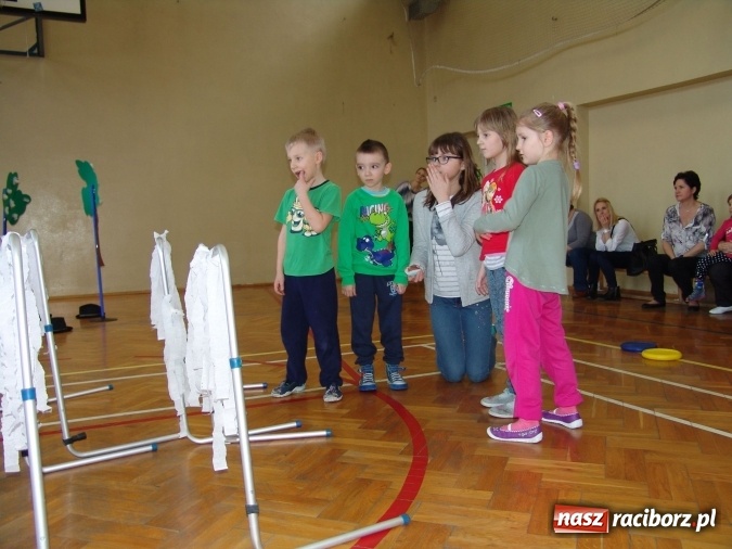 Zdjęcie w galerii na portalu naszraciborz.pl: Najstarsze przedszkolaki znów w progach SP18 wiadomości z regionu