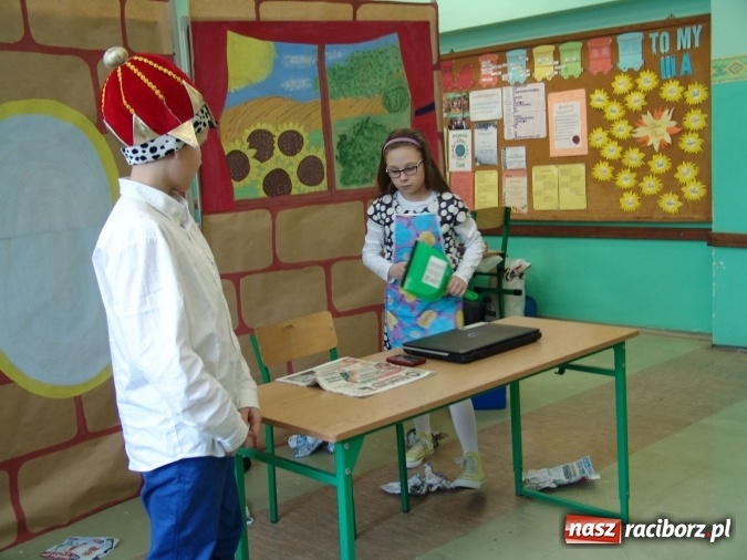 Zdjęcie w galerii na portalu naszraciborz.pl: Najstarsze przedszkolaki znów w progach SP18 wiadomości z regionu