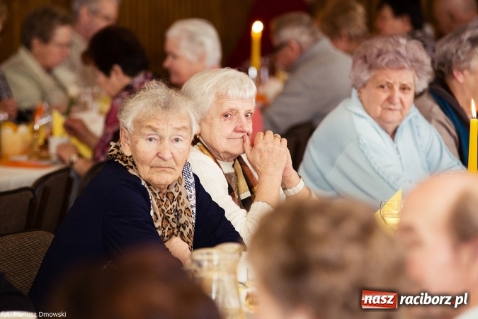 Zdjęcie w galerii na portalu naszraciborz.pl: W Raszczycach obchodzono Światowy Dzień Chorego i Seniora wiadomości z regionu