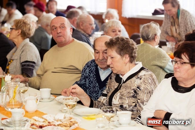 Zdjęcie w galerii na portalu naszraciborz.pl: W Raszczycach obchodzono Światowy Dzień Chorego i Seniora wiadomości z regionu