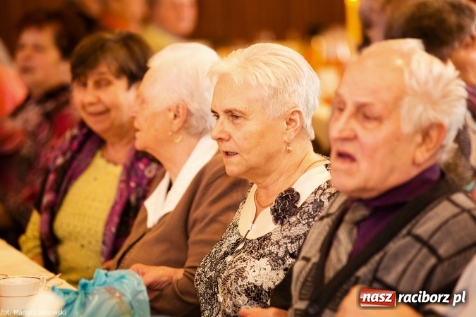 Zdjęcie w galerii na portalu naszraciborz.pl: W Raszczycach obchodzono Światowy Dzień Chorego i Seniora wiadomości z regionu