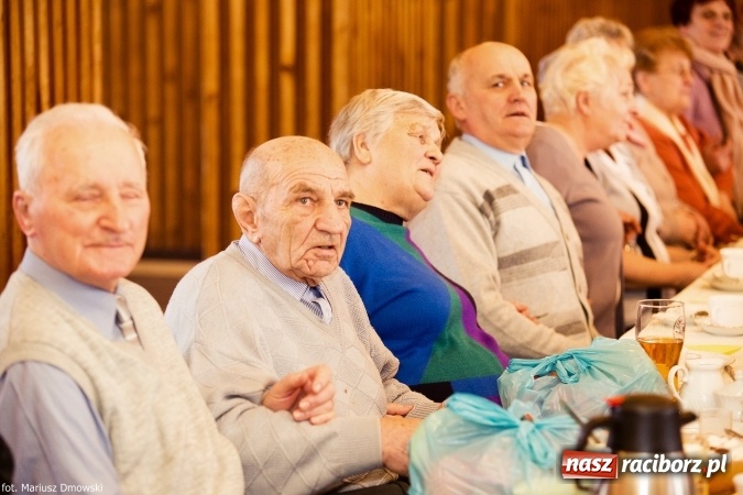 Zdjęcie w galerii na portalu naszraciborz.pl: W Raszczycach obchodzono Światowy Dzień Chorego i Seniora wiadomości z regionu