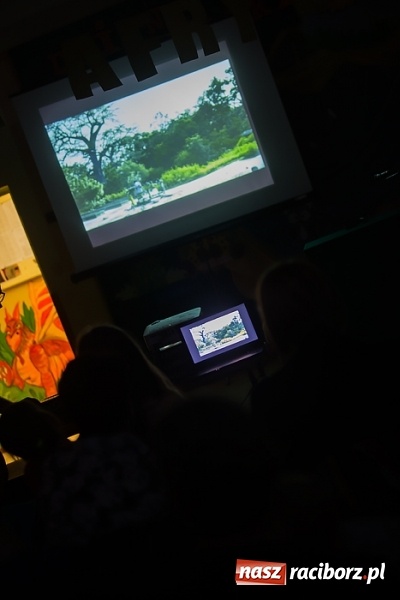 Zdjęcie w galerii na portalu naszraciborz.pl: Dzień książki dla Afryki w Borucinie wiadomości z regionu