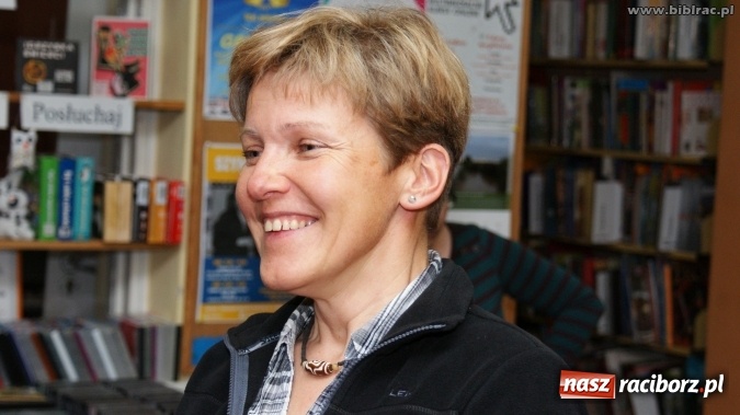 Zdjęcie w galerii na portalu naszraciborz.pl: Sukces jest jak góra lodowa - zdobywczyni Korony Ziemi w bibliotece wiadomości z regionu
