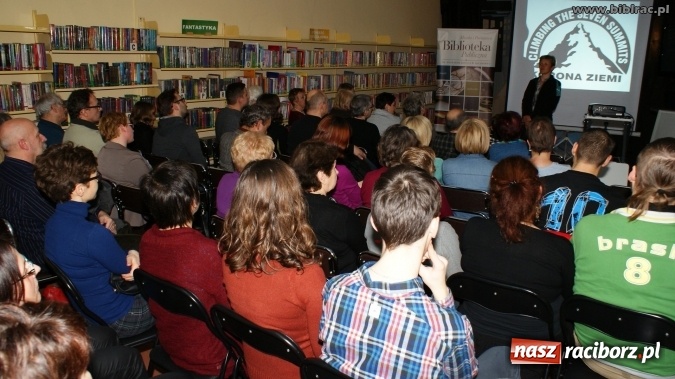 Zdjęcie w galerii na portalu naszraciborz.pl: Sukces jest jak góra lodowa - zdobywczyni Korony Ziemi w bibliotece wiadomości z regionu