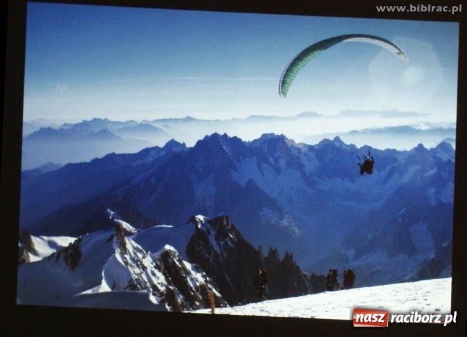 Zdjęcie w galerii na portalu naszraciborz.pl: Sukces jest jak góra lodowa - zdobywczyni Korony Ziemi w bibliotece wiadomości z regionu