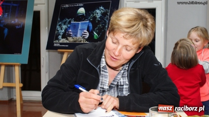 Zdjęcie w galerii na portalu naszraciborz.pl: Sukces jest jak góra lodowa - zdobywczyni Korony Ziemi w bibliotece wiadomości z regionu