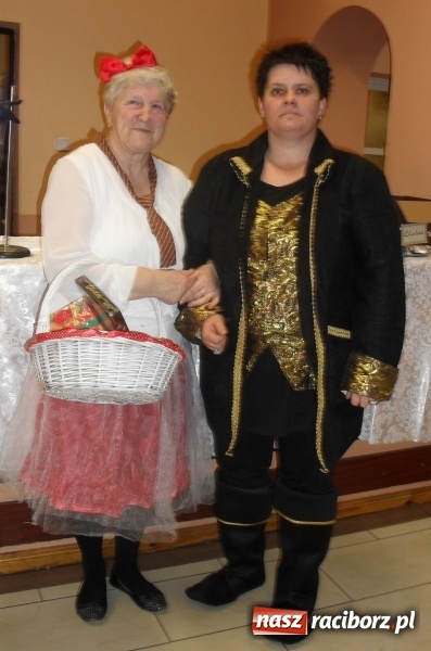 Zdjęcie w galerii na portalu naszraciborz.pl: Bajkowe party na babskim combrze w Nędzy wiadomości z regionu