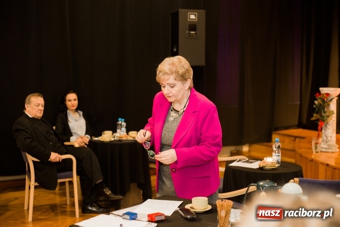 Zdjęcie w galerii na portalu naszraciborz.pl: 25. Powiatowy Konkurs Recytatorski Tw&oacute;rczości Adama Mickiewicza i Josepha von Eichendorffa wiadomości z regionu