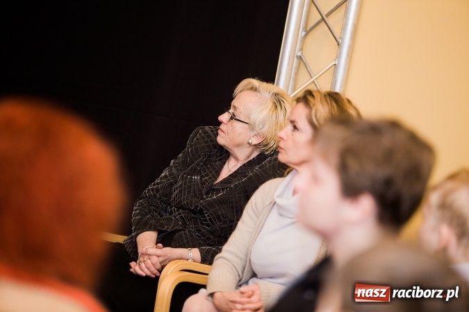 Zdjęcie w galerii na portalu naszraciborz.pl: 25. Powiatowy Konkurs Recytatorski Tw&oacute;rczości Adama Mickiewicza i Josepha von Eichendorffa wiadomości z regionu