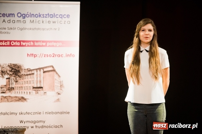 Zdjęcie w galerii na portalu naszraciborz.pl: 25. Powiatowy Konkurs Recytatorski Tw&oacute;rczości Adama Mickiewicza i Josepha von Eichendorffa wiadomości z regionu