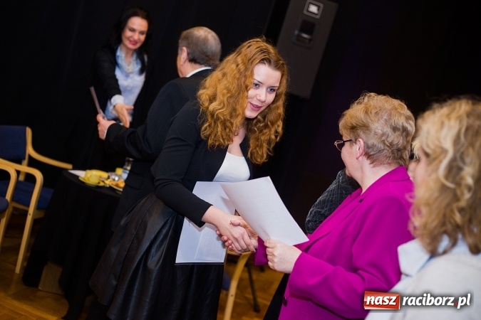 Zdjęcie w galerii na portalu naszraciborz.pl: 25. Powiatowy Konkurs Recytatorski Tw&oacute;rczości Adama Mickiewicza i Josepha von Eichendorffa wiadomości z regionu