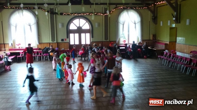 Zdjęcie w galerii na portalu naszraciborz.pl: Kubuś Puchatek w Borucinie wiadomości z regionu