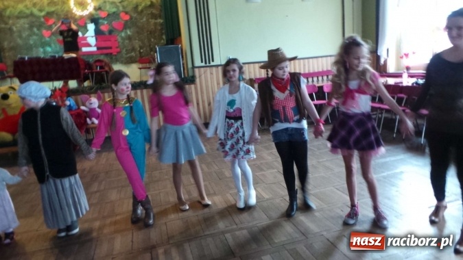 Zdjęcie w galerii na portalu naszraciborz.pl: Kubuś Puchatek w Borucinie wiadomości z regionu