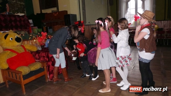 Zdjęcie w galerii na portalu naszraciborz.pl: Kubuś Puchatek w Borucinie wiadomości z regionu